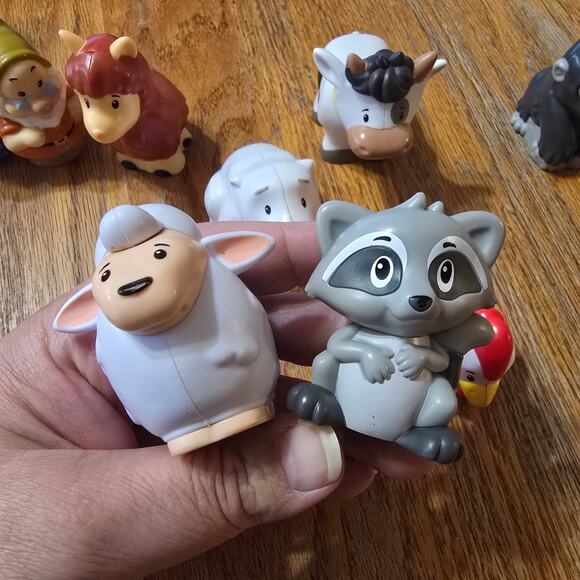 Fisher-Price Little People Animals, Disney Princess, Dwarf, Zoo Thirteen (13) - Picture 3 of 13